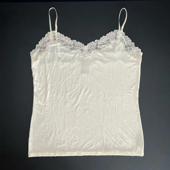 Two Ann Taylor camisoles white and black excellent condition 🩷 - Picture 4 of 14